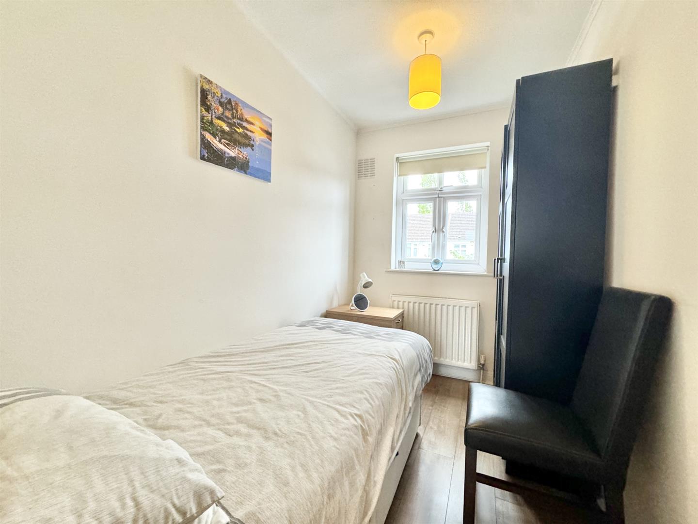 New Park Avenue, Palmers Green